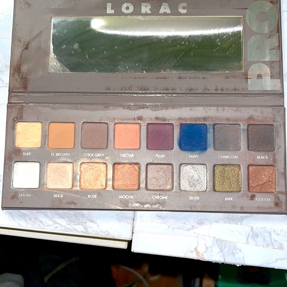 LORAC Pro Pallete